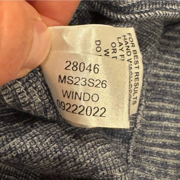 Peter Millar Crown Cotton Hemp Harbor Shawl Cardigan in Windo Blue Size Medium - Picture 12 of 12